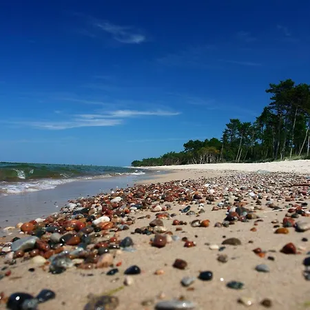 Arka - Z Osobnymi Wejsciami Na Parterze Konukevi 3*