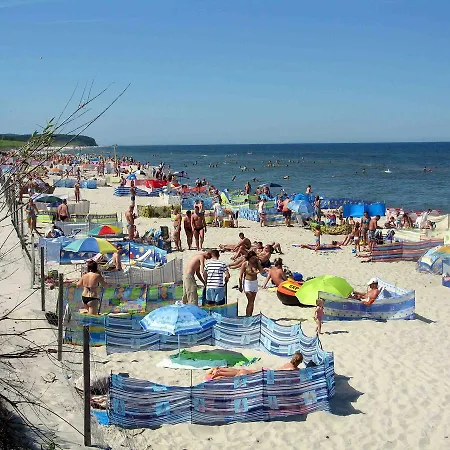 Konukevi Arka - Z Osobnymi Wejsciami Na Parterze