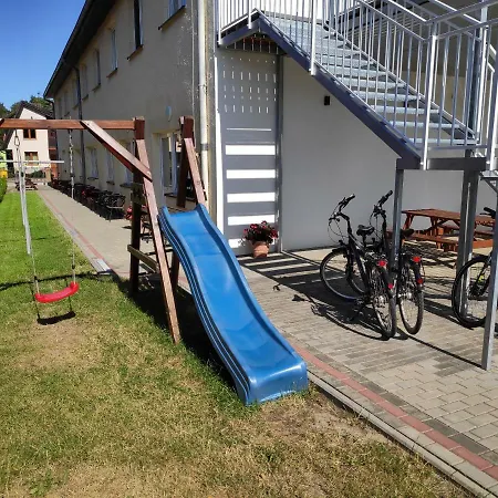 Arka - Z Osobnymi Wejsciami Na Parterze 3*