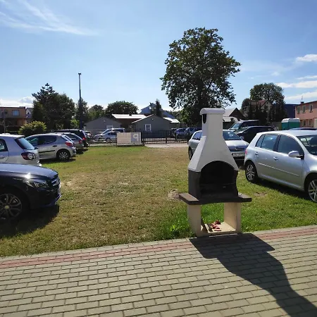 Arka - Z Osobnymi Wejsciami Na Parterze Konukevi Międzywodzie