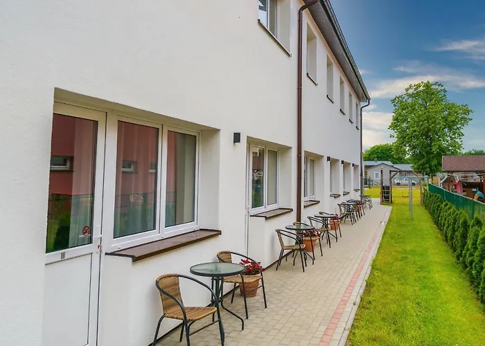 Arka - Z Osobnymi Wejsciami Na Parterze Guest house